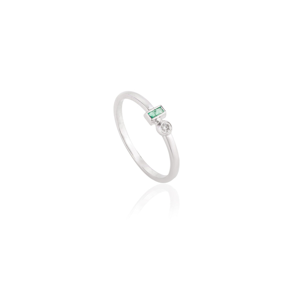 14K Solid Gold 0.04 CT Lab Grown Diamond Ring