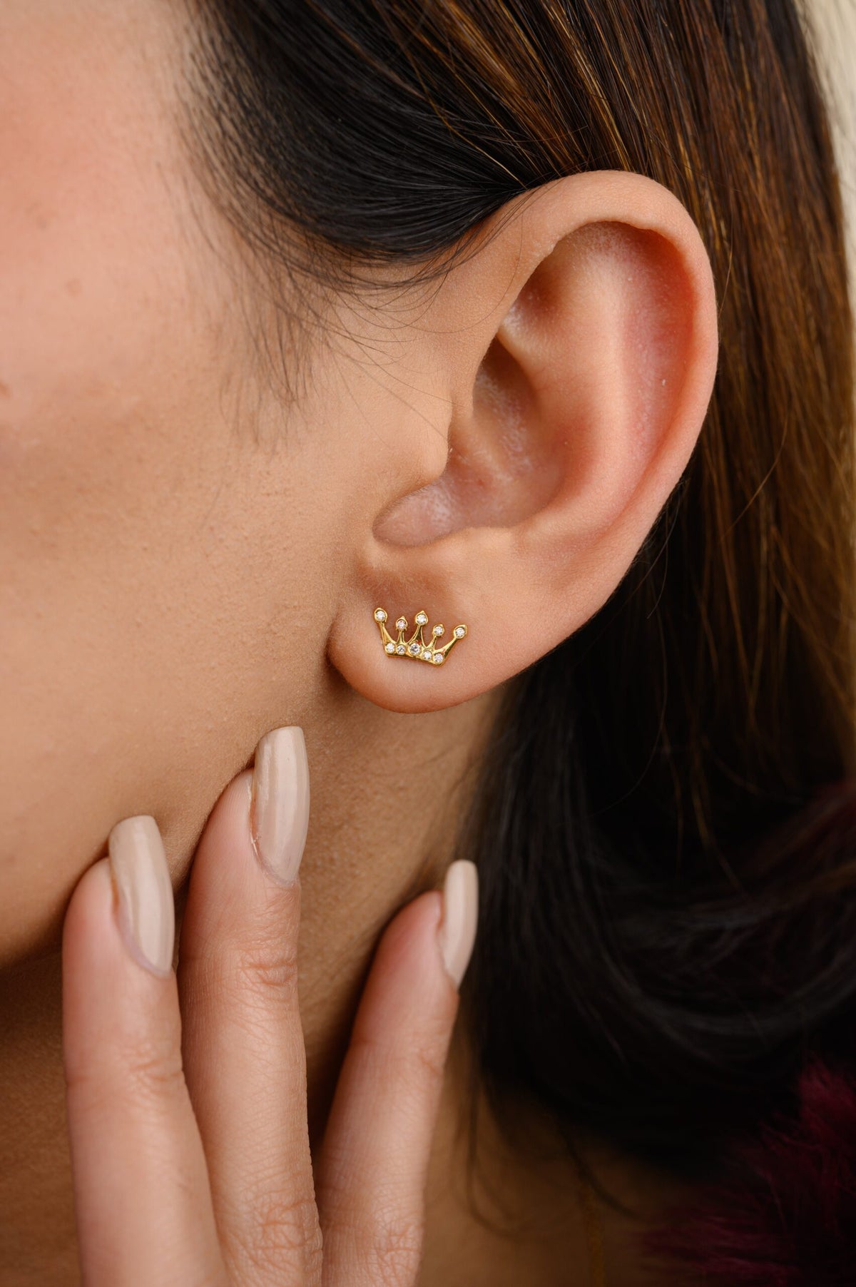 Solid Gold Natural Diamond Crown Stud Earrings (2D414B)