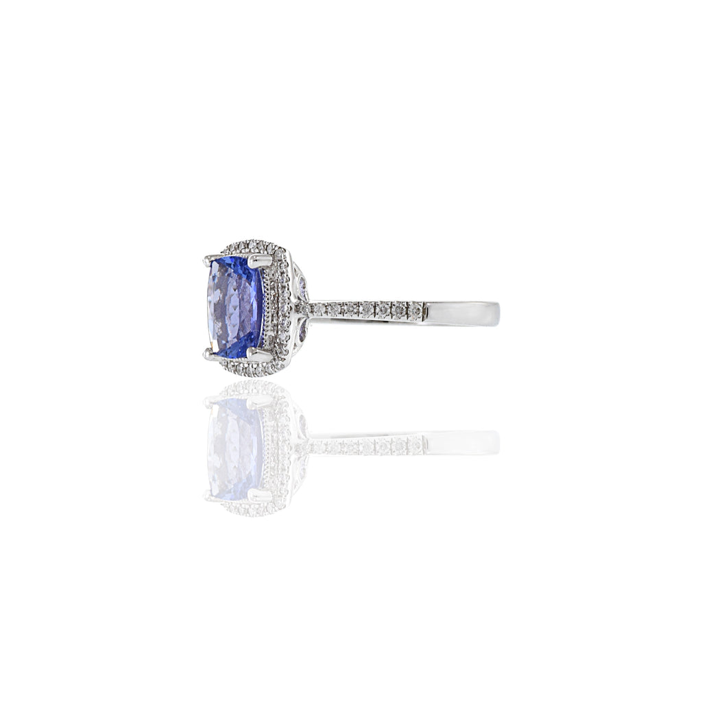 18K Solid Gold 1.53 CT Tanzanite and Diamond Ring
