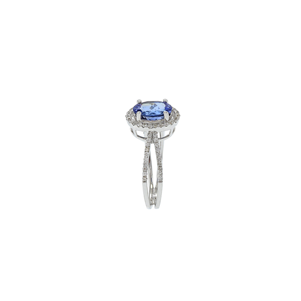 Solid Gold Oval Cut Tanzanite And Diamond Ring (514EC6)