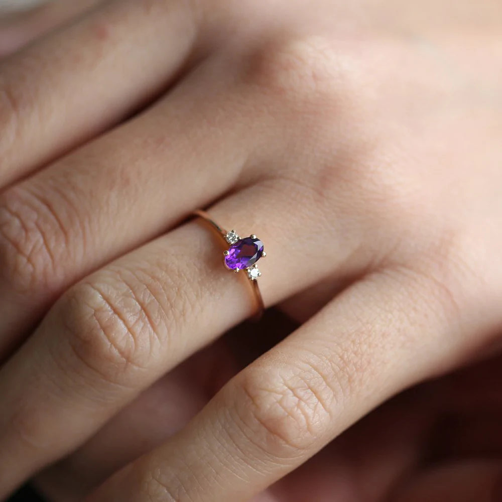 Solid Gold Amethyst Oval Ring (28FA43)