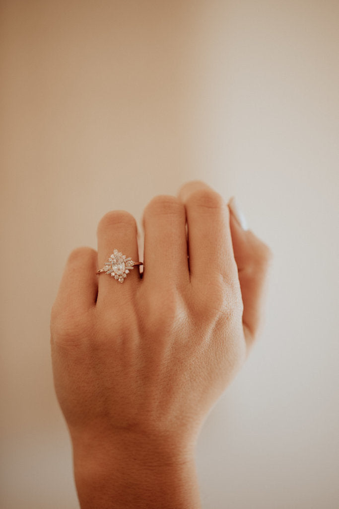 Solid Gold Oval Lab-Grown Diamond Ring (C3C972)