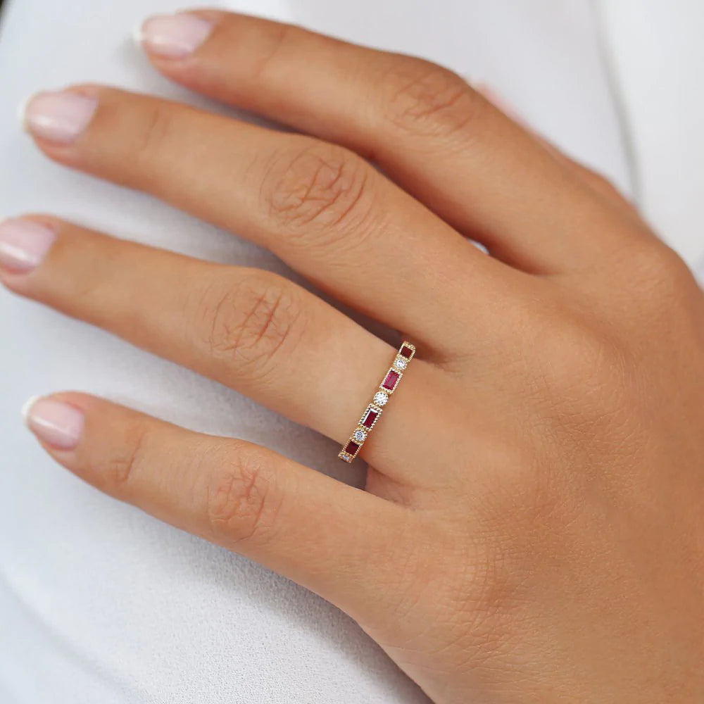 18K Solid Gold 0.12 CT Lab Grown Diamond Ring