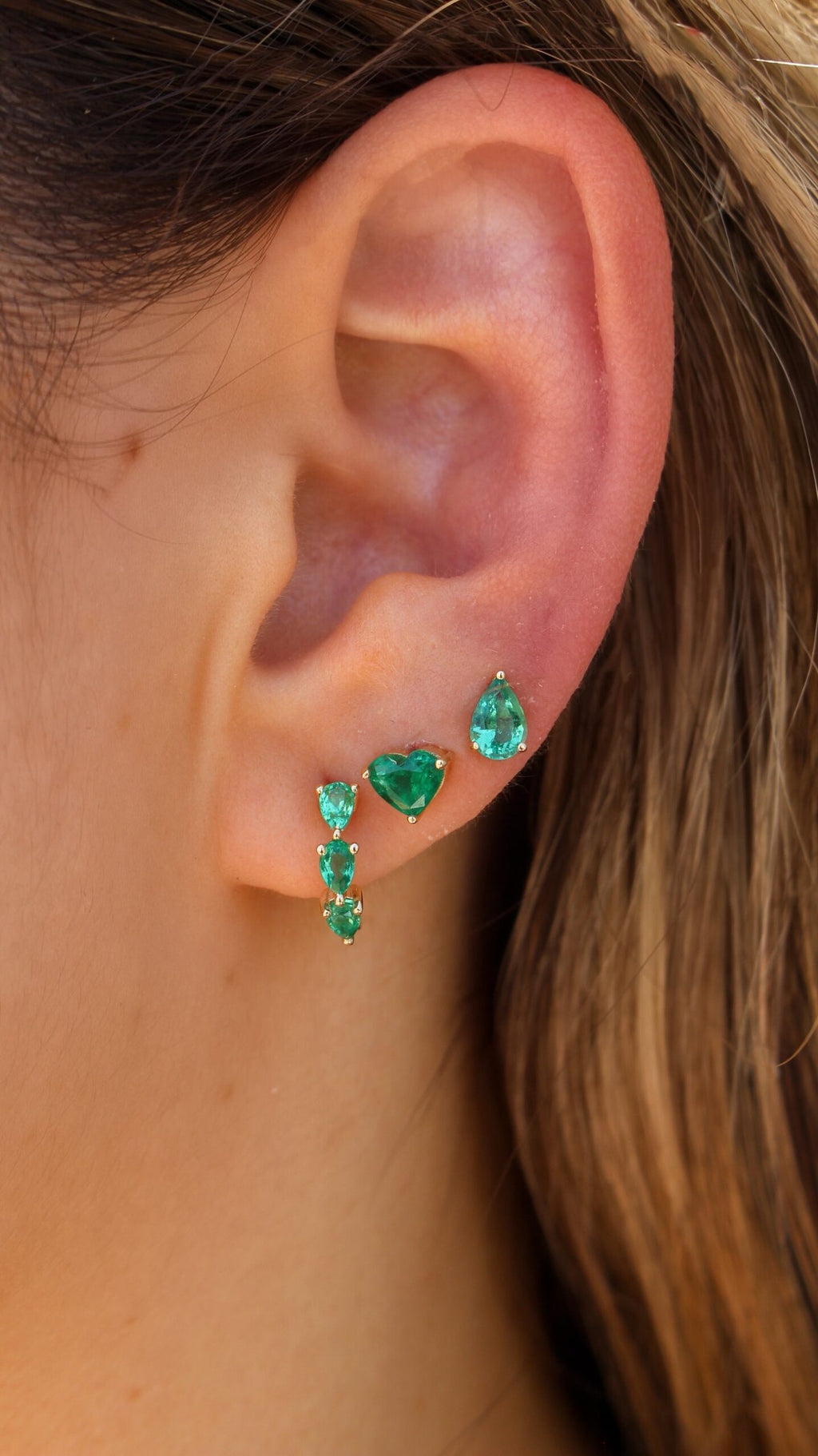 Solid Gold Emerald Prong Heart Earring