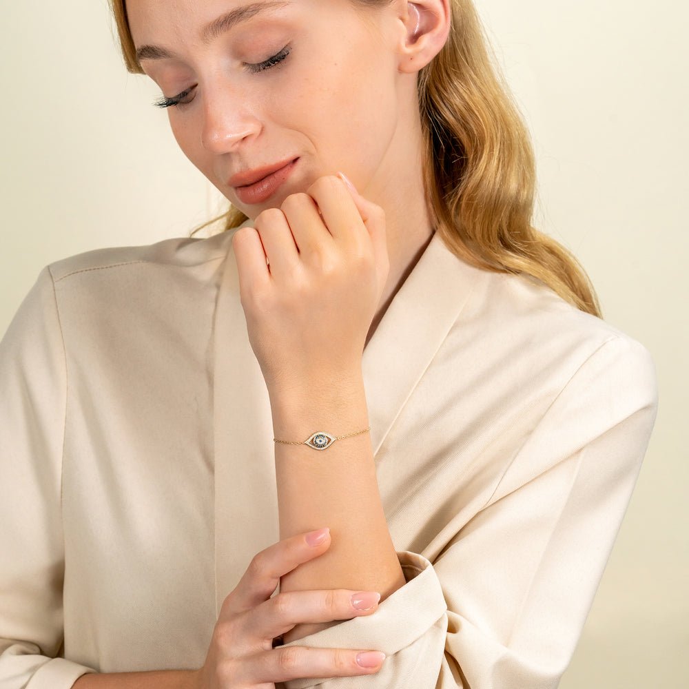 Solid Gold Diamond & Sapphire Lucky Eye Bracelet