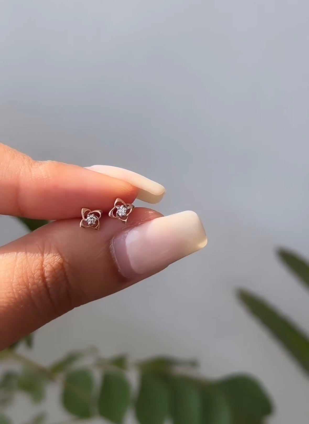 Solid Gold Diamond Earrings for women (5E38C8)