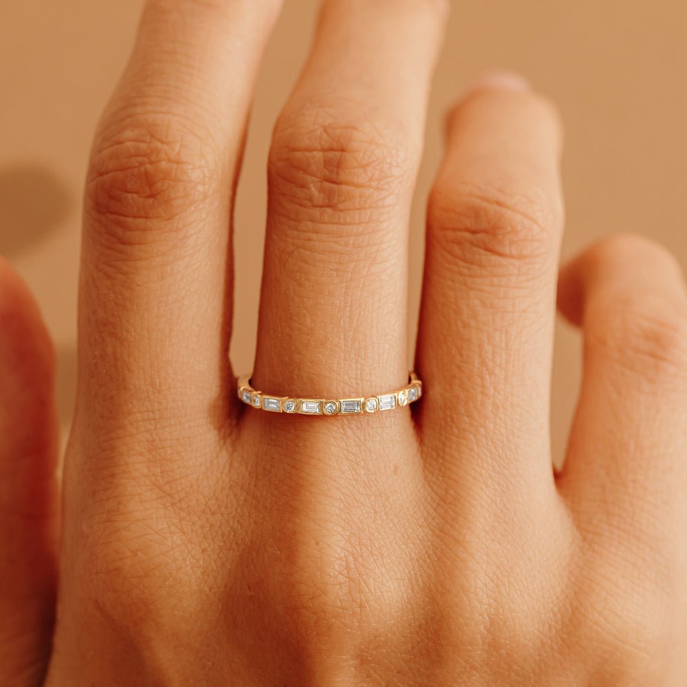 Solid Gold Bezel Diamond Eternity Ring (B21EDF)