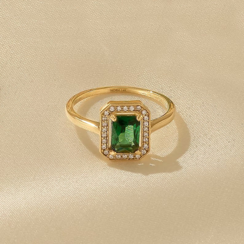 Solid Gold Emerald Engagement Ring (535809)