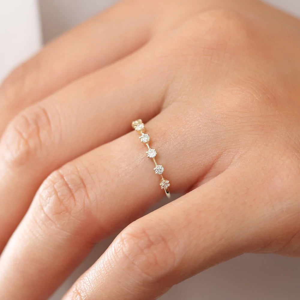 Solid Gold 7 Stone Round Diamond Wedding Ring