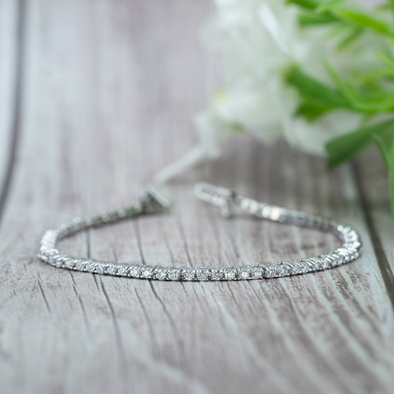 Solid Gold Lab-Created 4-Prong Diamond Tennis Bracelet (E5A6E1)