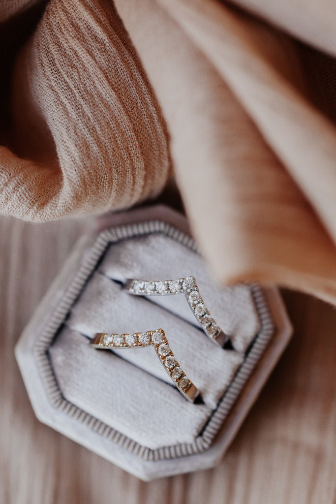 Solid Gold Diamond Ring (751B04)