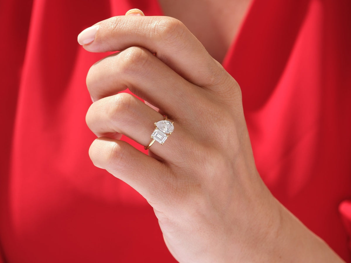 Solid Gold Toi Moi Engagement Ring 2ct Lab Grown Diamond