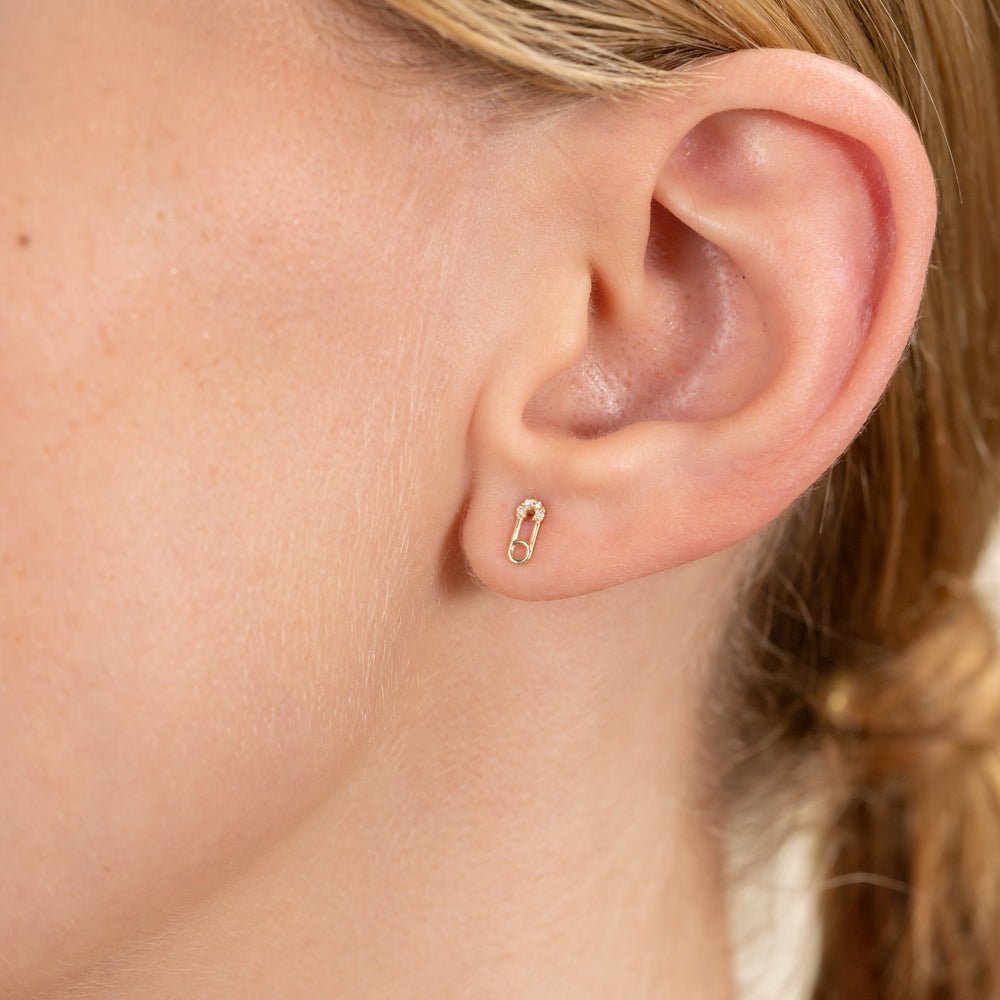 Solid Gold Diamond Safety Pin Studs (4B36DE)