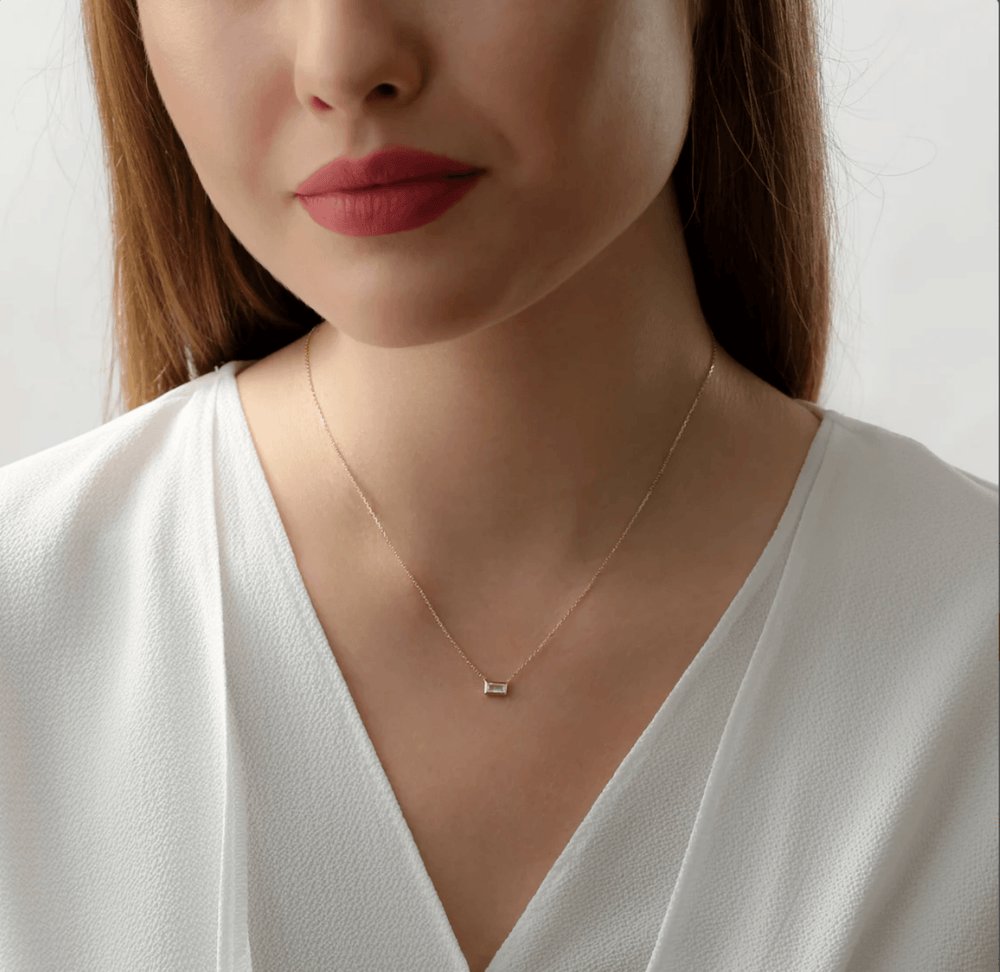 Solid Gold Dainty Moonstone Necklace