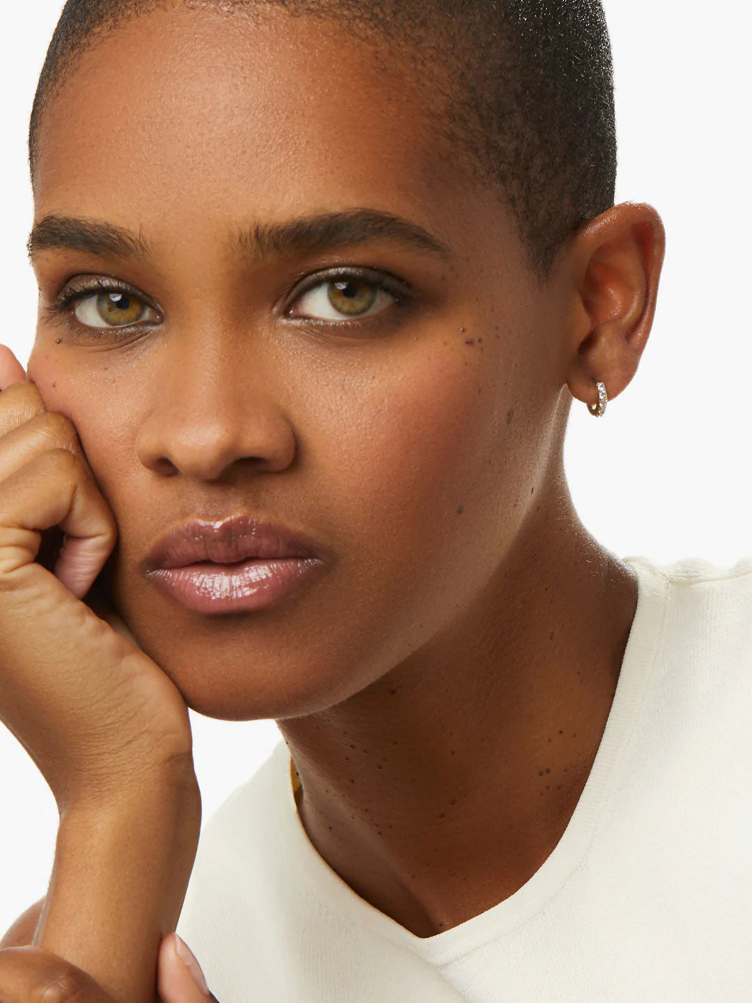 Solid Gold & Diamond Hoop Earrings (D1DC5B)