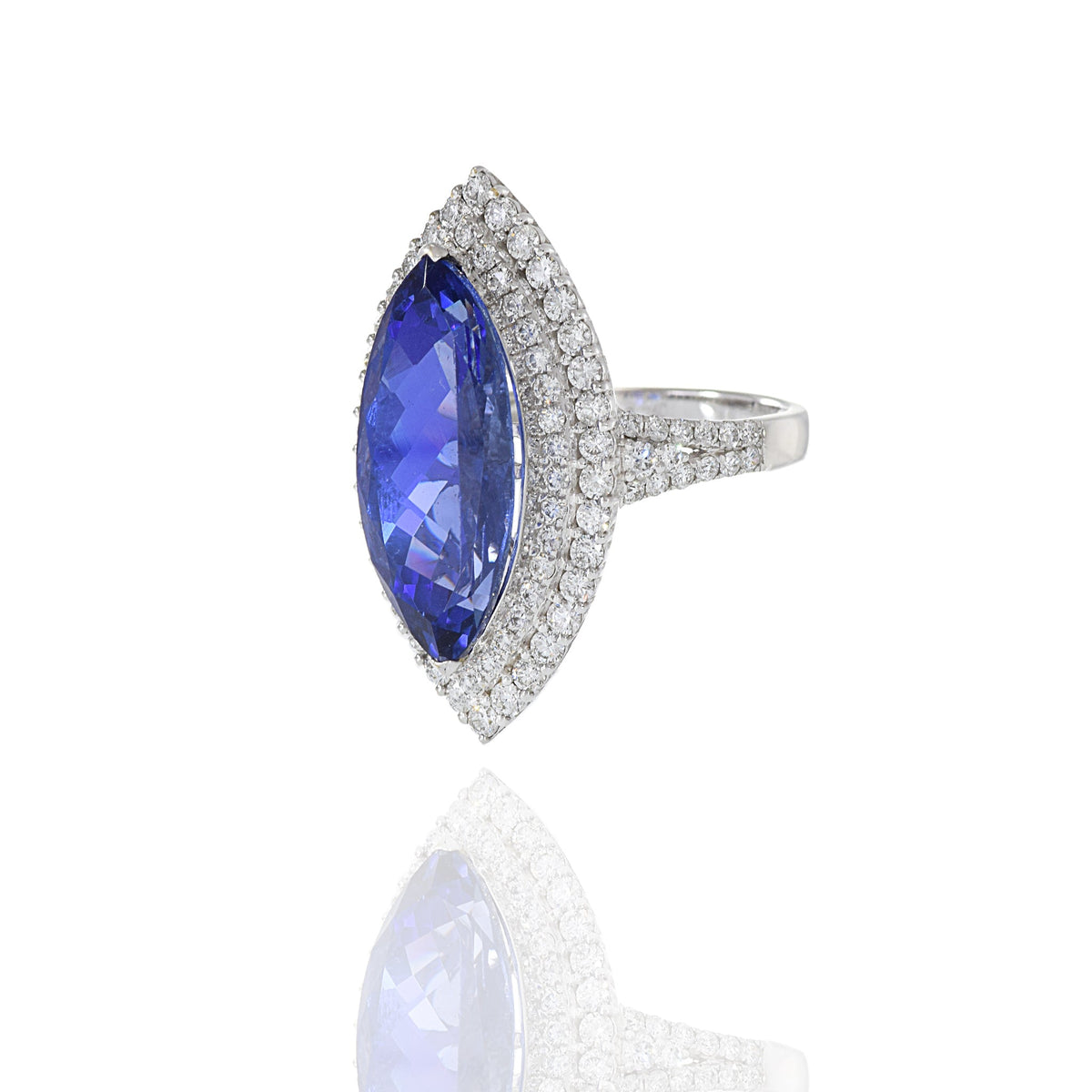 18K Solid Gold 6.81 CT Tanzanite and Diamond Ring