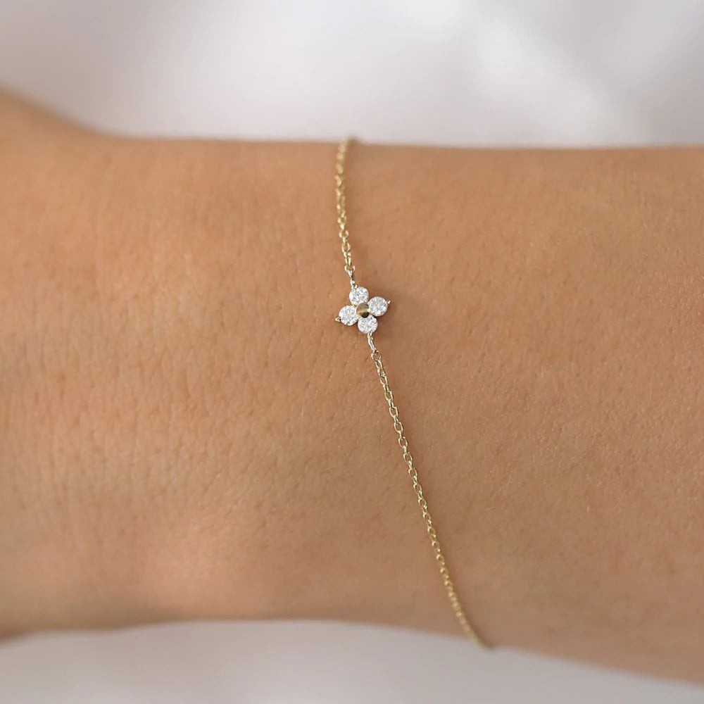 Solid Gold Lab-Grown Diamond Clover Bracelet
