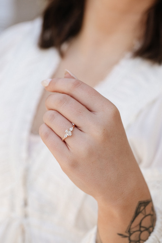 18K Solid Gold Lab-Grown Diamond Oval Ring and Band Set