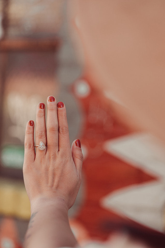 Solid Gold Lab-Grown Diamond Pear Ring (0B1821)