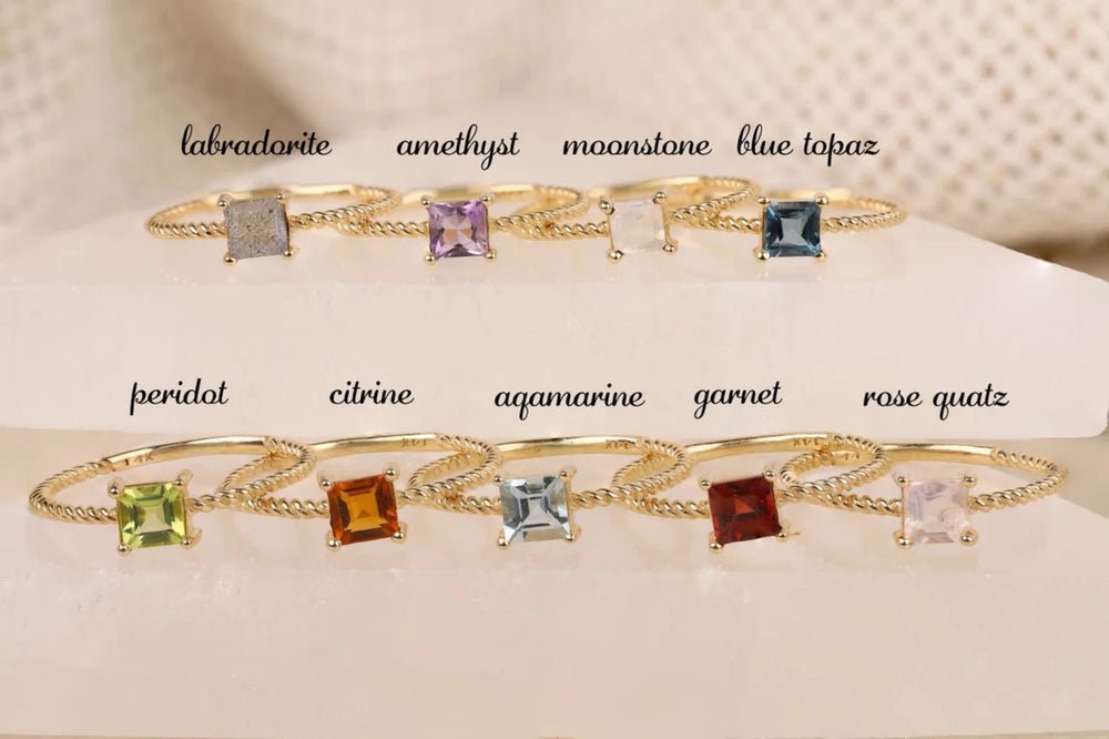 Solid Gold Square Garnet Ring (66CBD9)