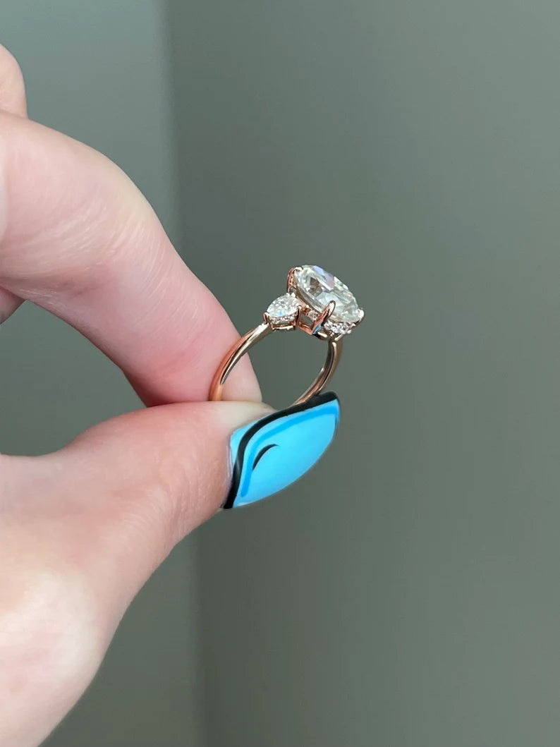 Solid Gold 3.5 Carat Brilliant Oval Cut Moissanite Engagement Ring