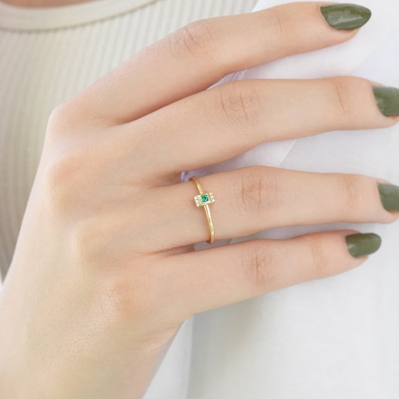 Solid Gold Minimalist Emerald Promise Ring