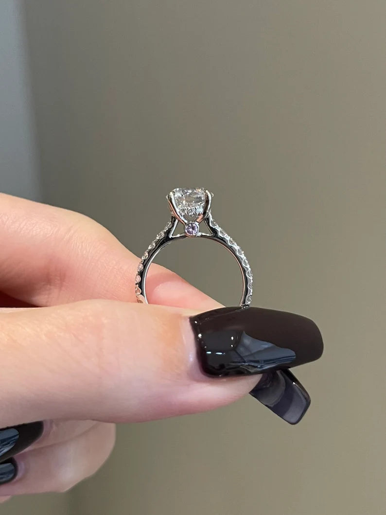 Solid Gold Engagement Ring 1.5 Carat Brilliant Round Moissanite Diamond