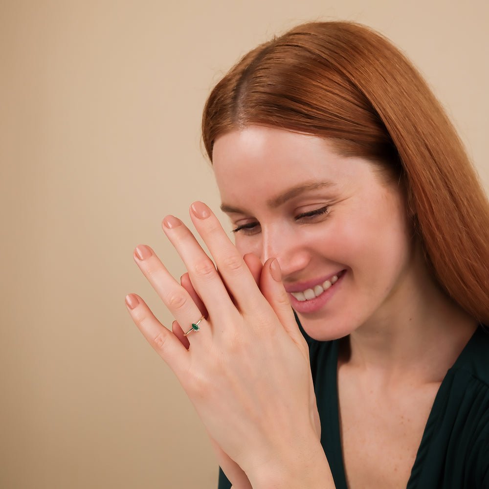 Solid Gold Pear Emerald Ring with Diamonds (D1F479)