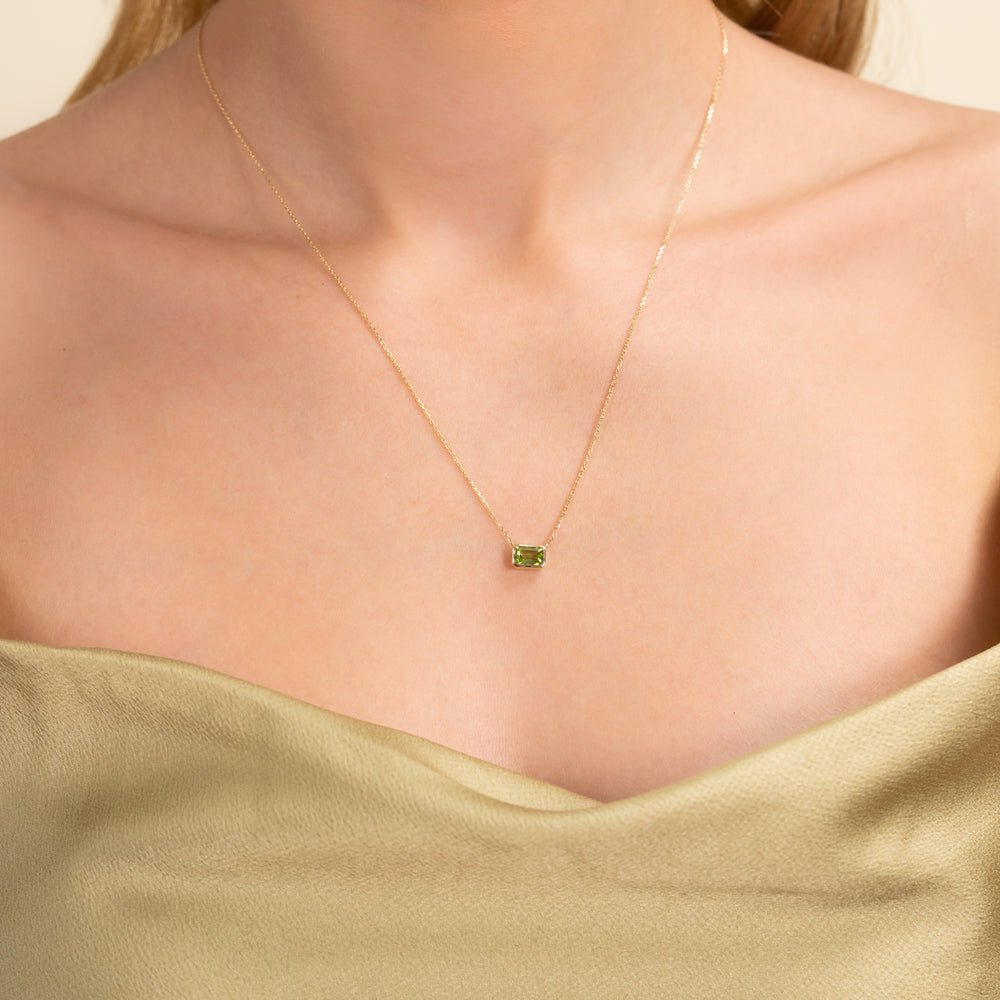 Solid Gold Peridot Necklace (303459)