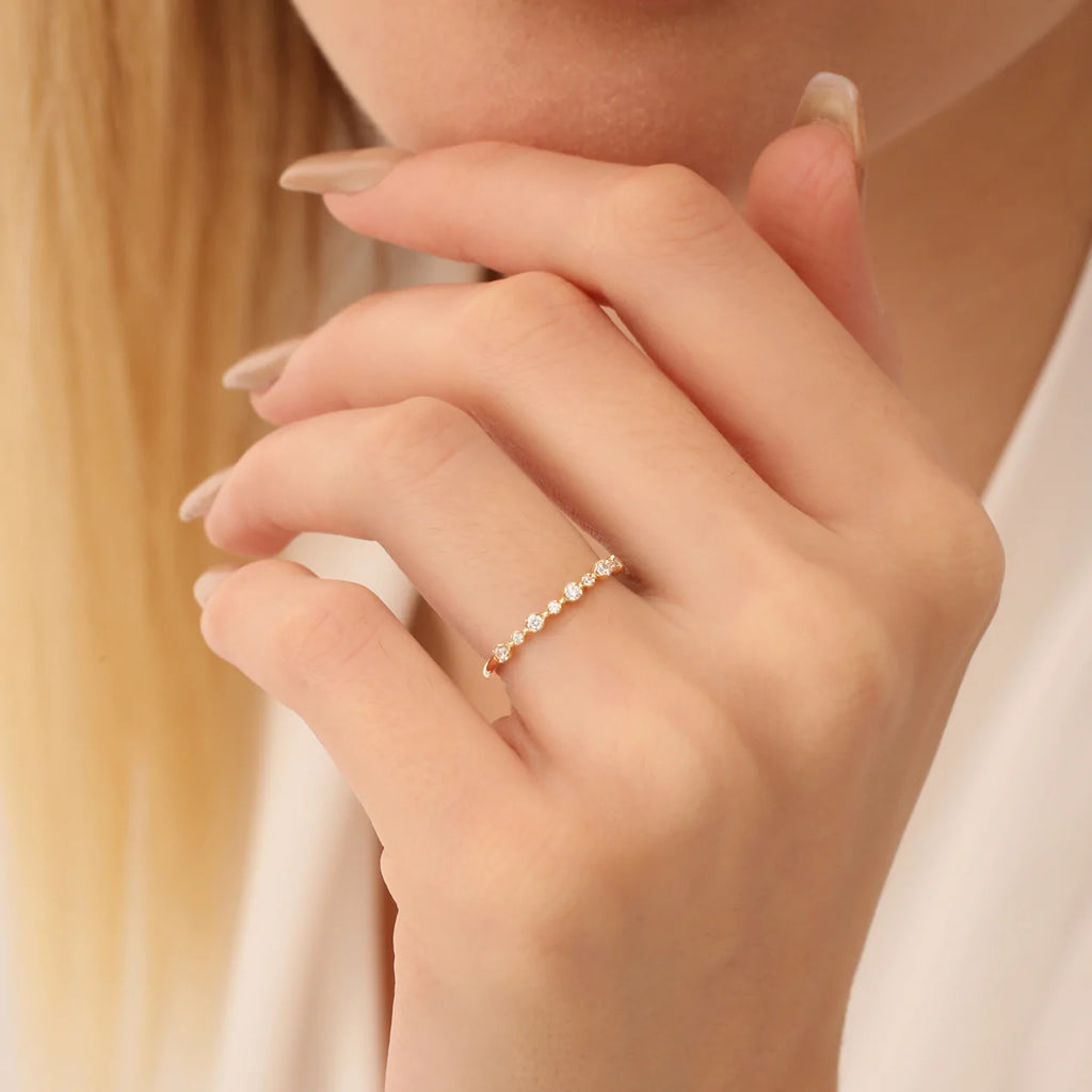 4 Claw Petite Moissanite Ring, photo 3