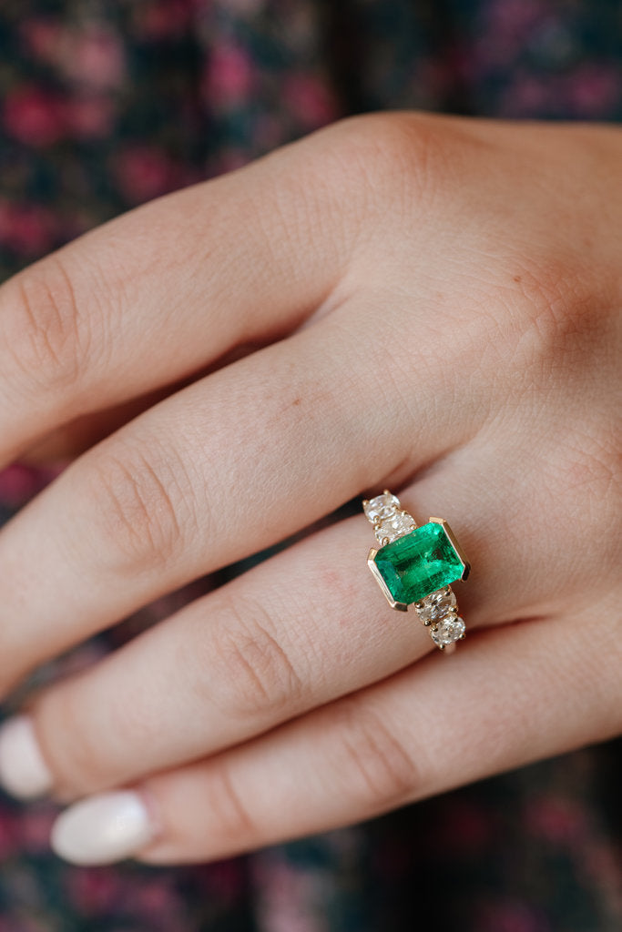 Solid Gold 2.58 ct Emerald Cut Emerald Ring
