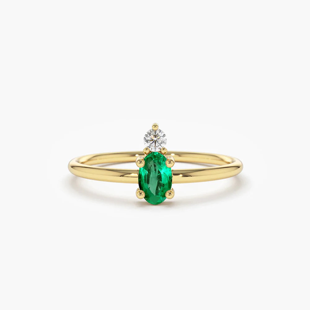 Solid Gold Oval Emerald and Diamond Ring (7B2EA4)