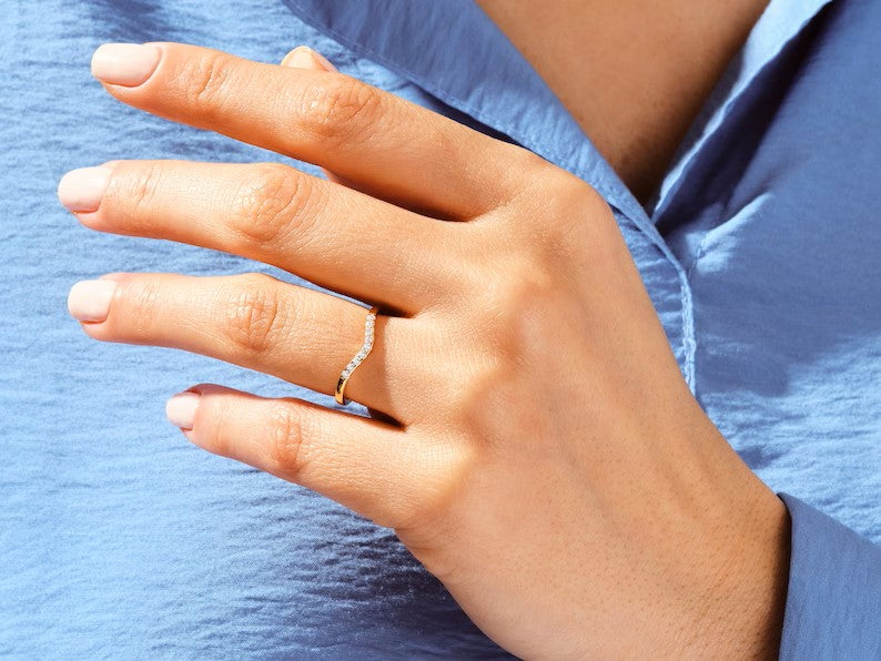 Solid Gold Curved Wedding Ring | Nine-Stone Diamond Wedding Band for Women