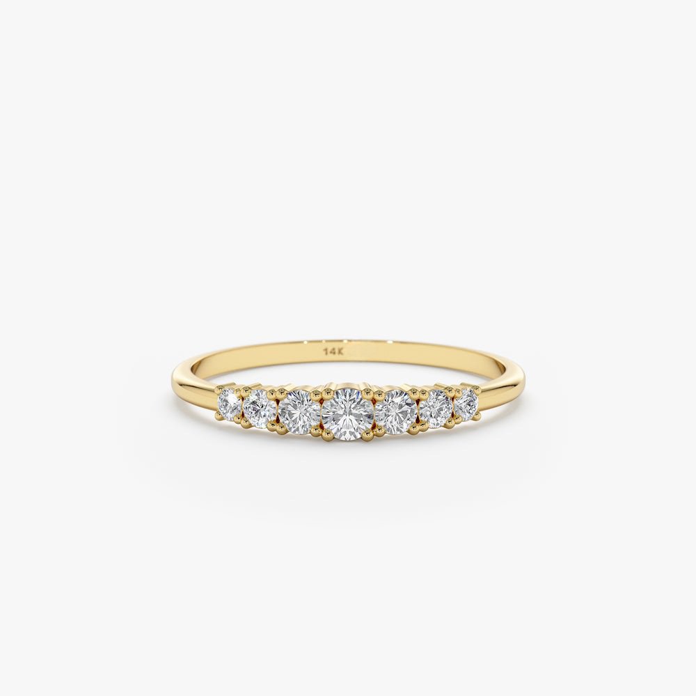 Solid Gold Graduated Diamond Ring (C4715F)