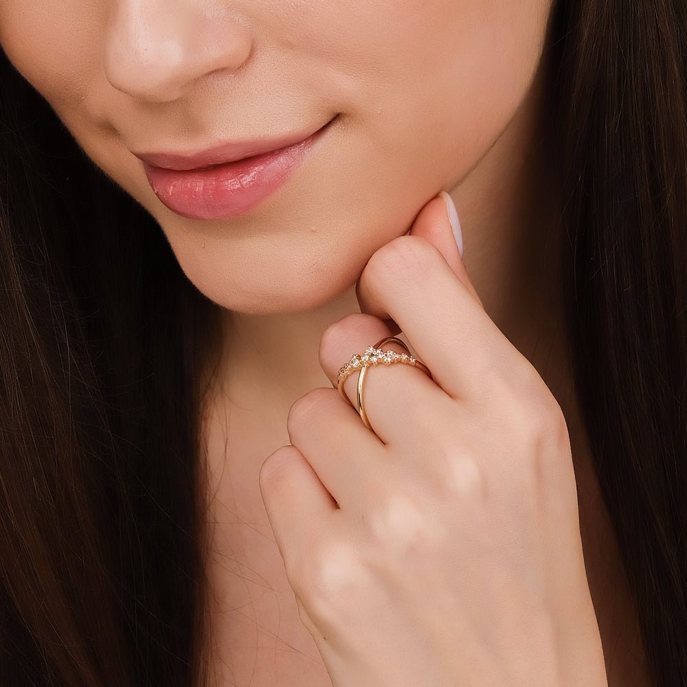 Solid Gold Diamond Cluster X Ring (D90DDB)