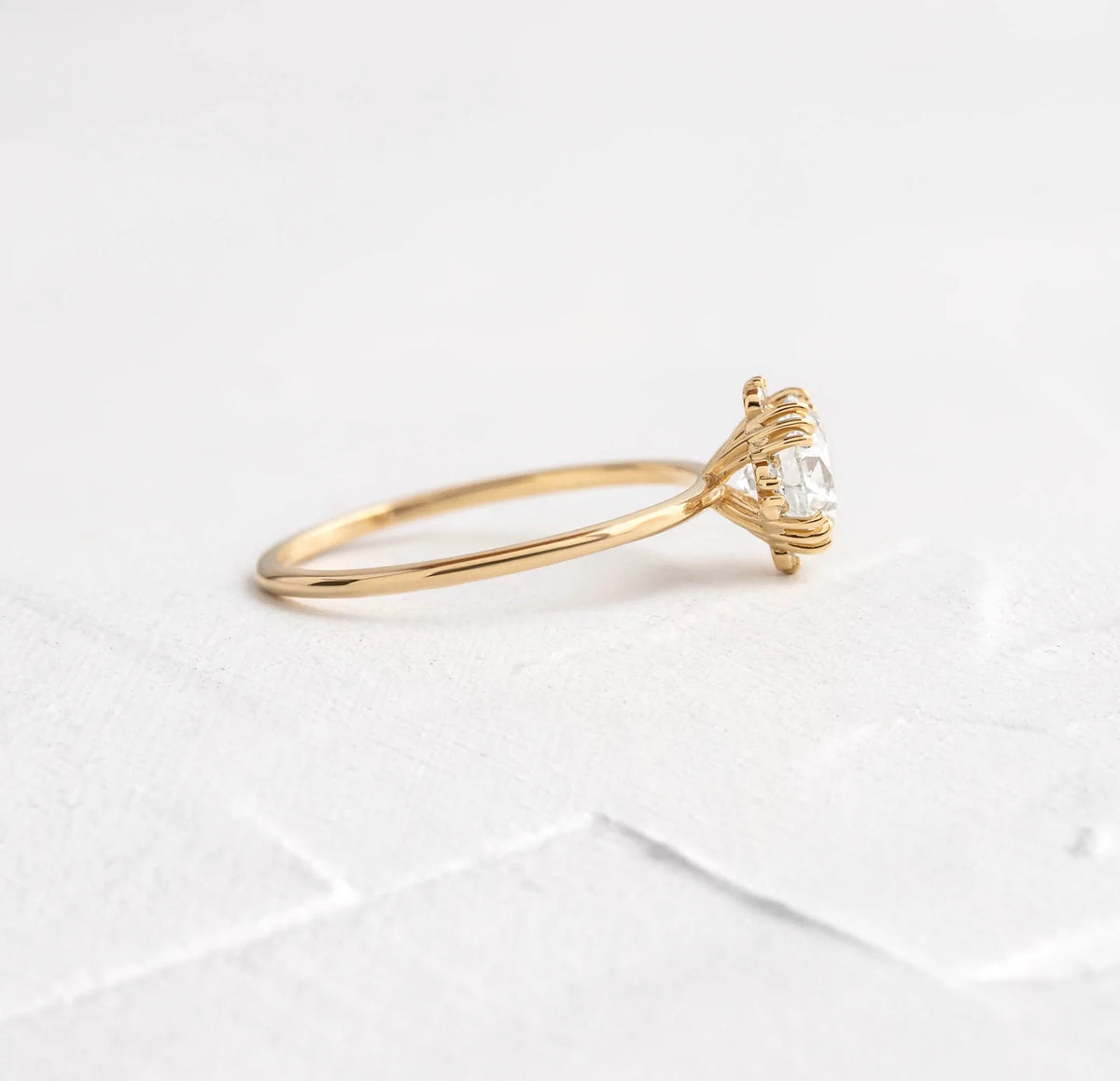 Solid Gold Threaded Ring with Halo, Round Cut Diamond