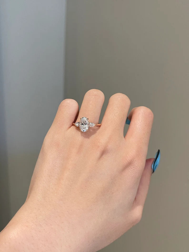 Solid Gold Diamond Ring 2.5 Carat Brilliant Oval Cut Moissanite Engagement