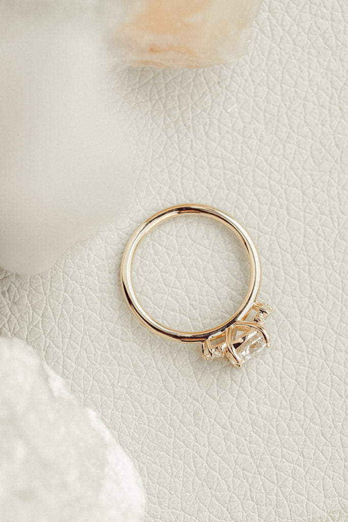 Solid Gold The Vivien Round Diamond Ring