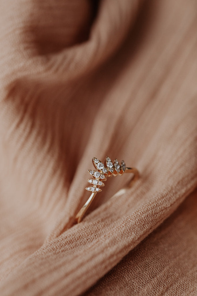Solid Gold Marquise Diamond Ring (9FBE0F)