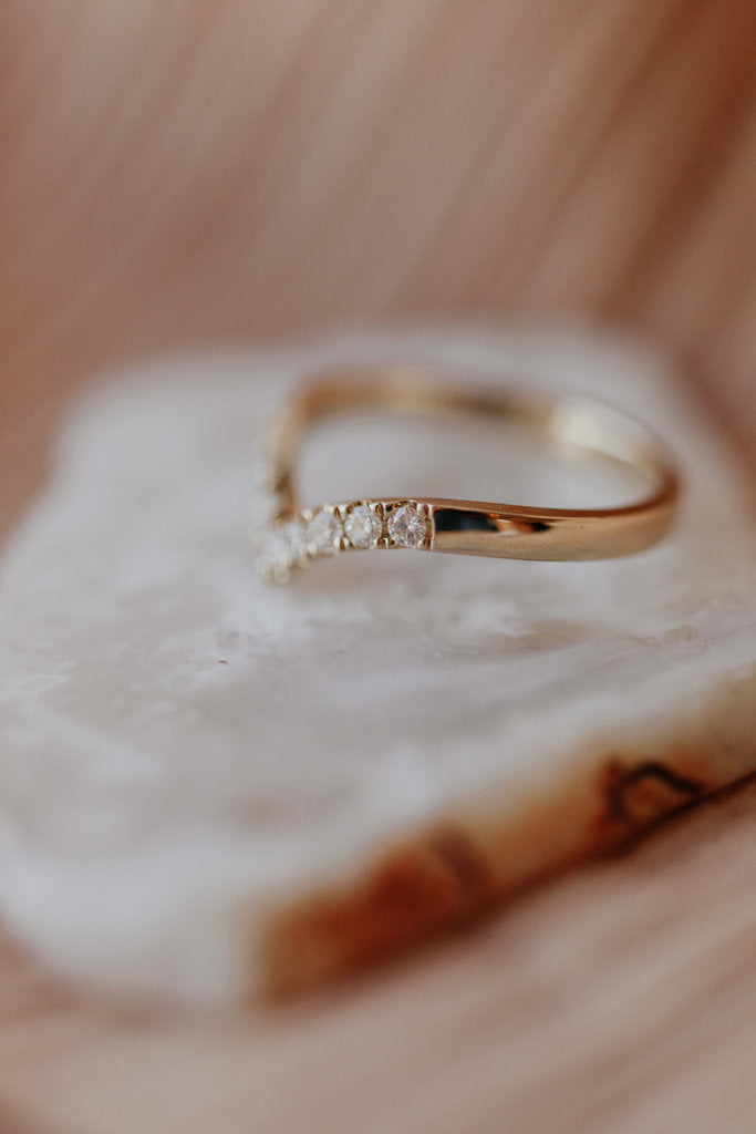 Solid Gold Diamond Ring (751B04)