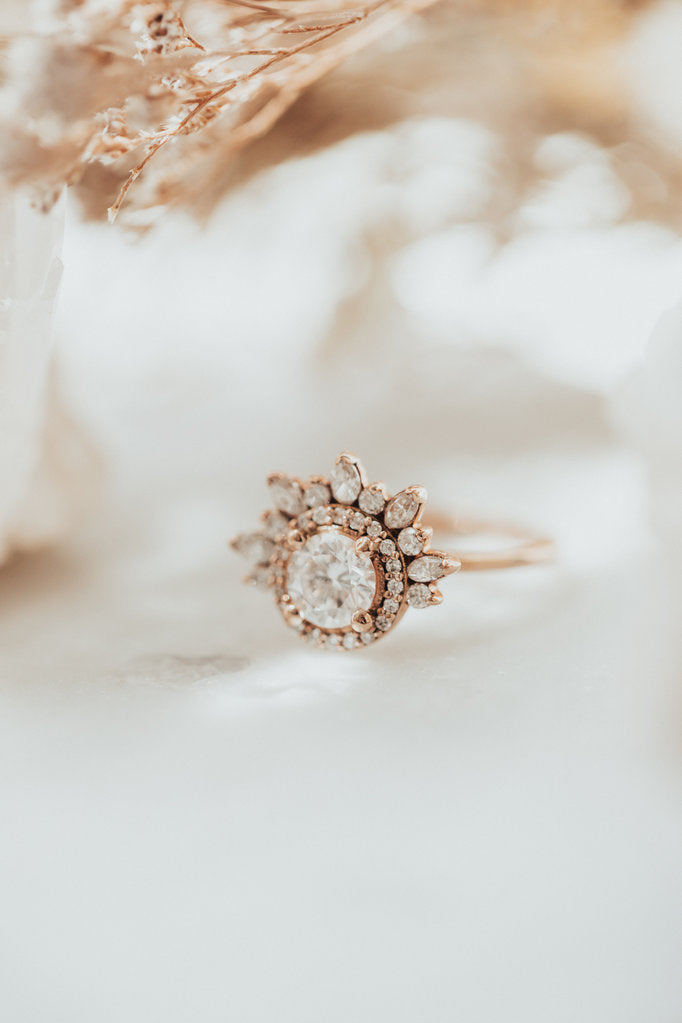 Solid Gold Lab-Grown Diamond Round Brilliant Ring (AE38FA)