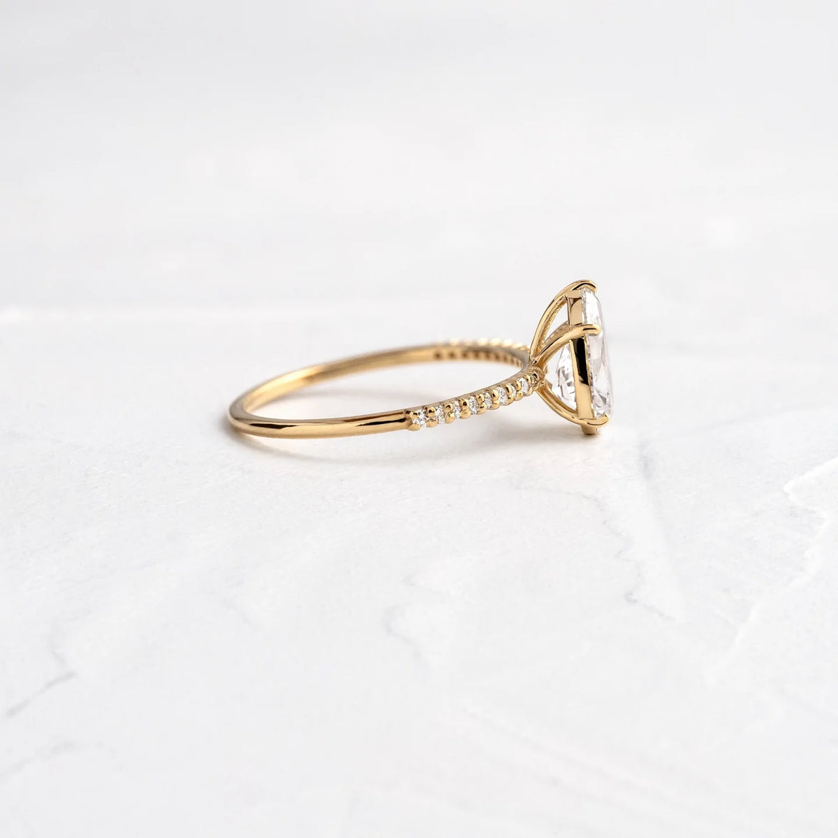 Solid Gold Pear Cut Lab-Grown Diamond Ring (8C21A4)