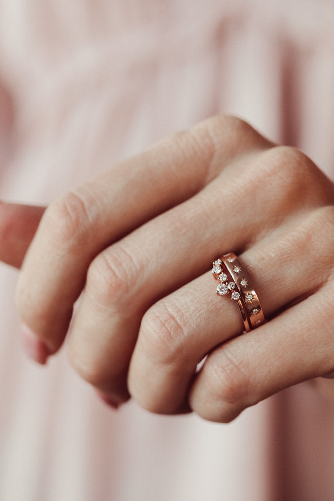 Solid Gold Round Diamond Cluster Band