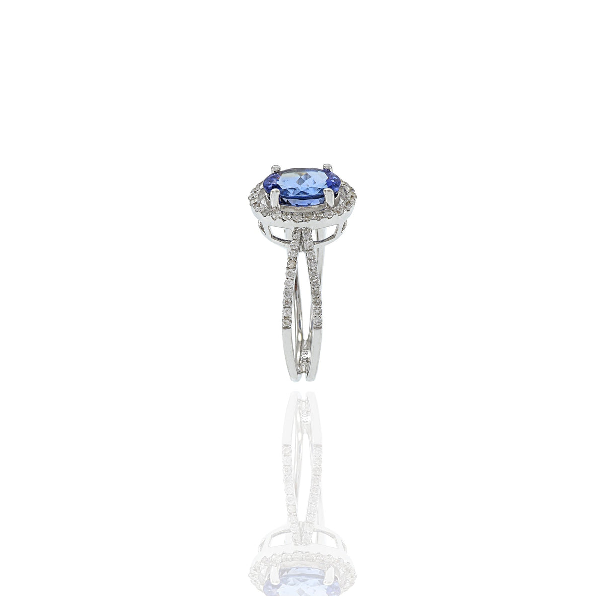 Solid Gold Oval Cut Tanzanite And Diamond Ring (514EC6)