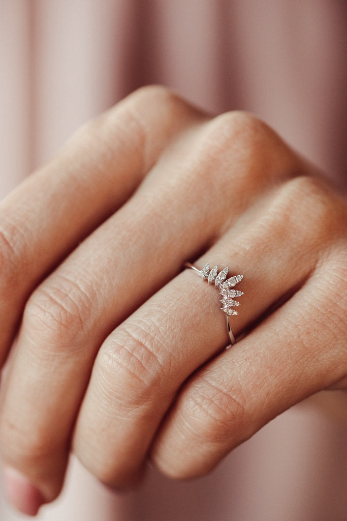 Solid Gold Marquise Diamond Ring (9FBE0F)