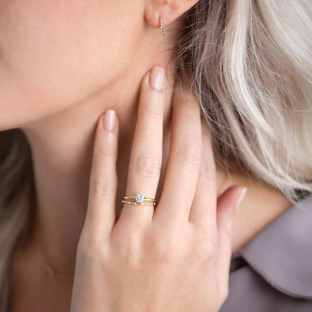 Solid Gold Lab-Grown Diamond Oval Meridian Solitaire Ring (1D26C5)