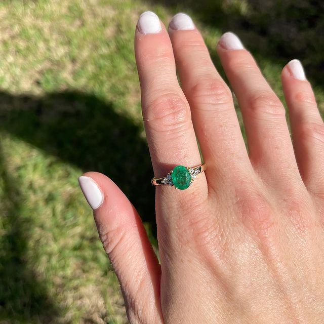 Solid Gold Oval Engagement Rings