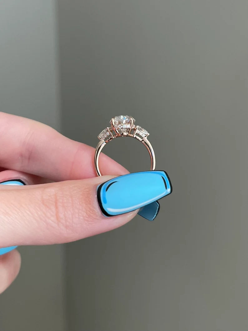 Solid Gold 3.5 Carat Brilliant Oval Cut Moissanite Engagement Ring