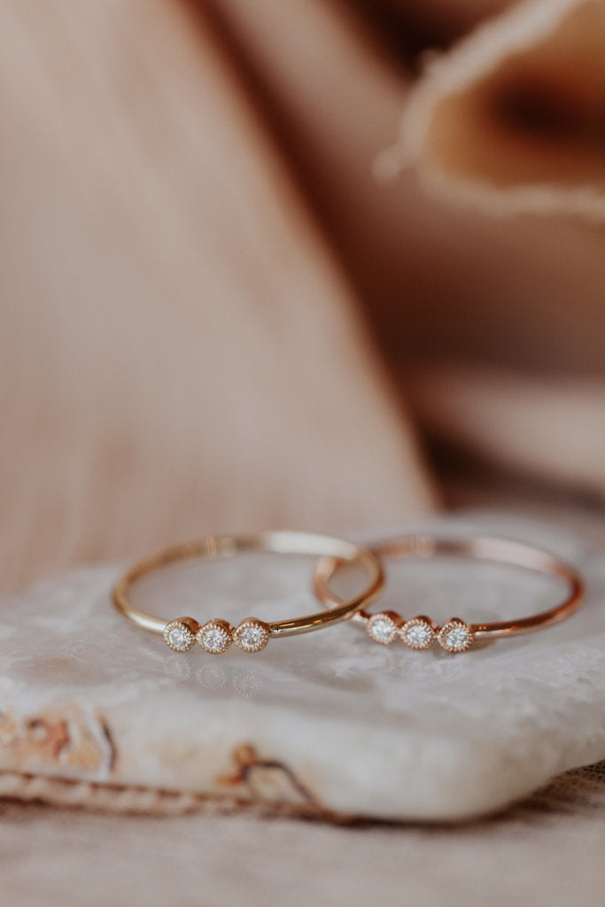Solid Gold Three Diamonds in Milgrain Bezel Band (A1E529)