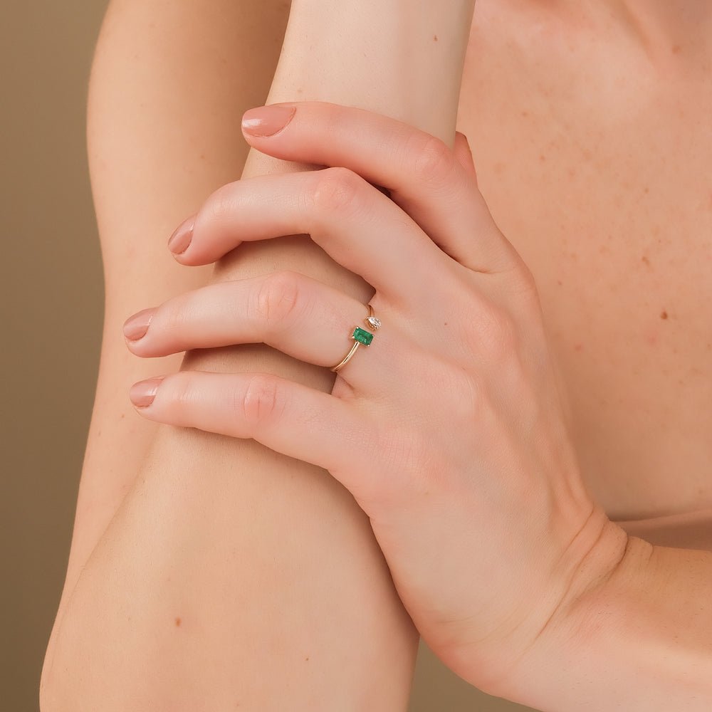 Solid Gold Emerald and Diamond Open Ring (B12F34)